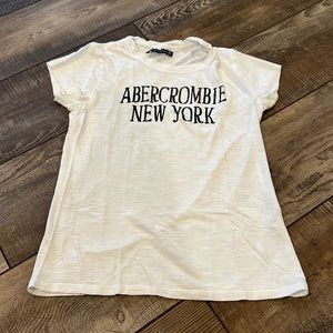 Abercrombie white T-shirt size XS